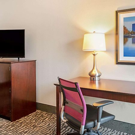 La Quinta By Wyndham Houston - Magnolia Ξενοδοχείο Εξωτερικό φωτογραφία